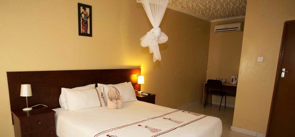 Nkanga Hotel Kasane Eksteriør bilde